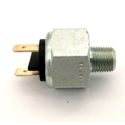 SWITCH DE FRENO (BULBO / PRESION EN LINEA). SKU C16062A
